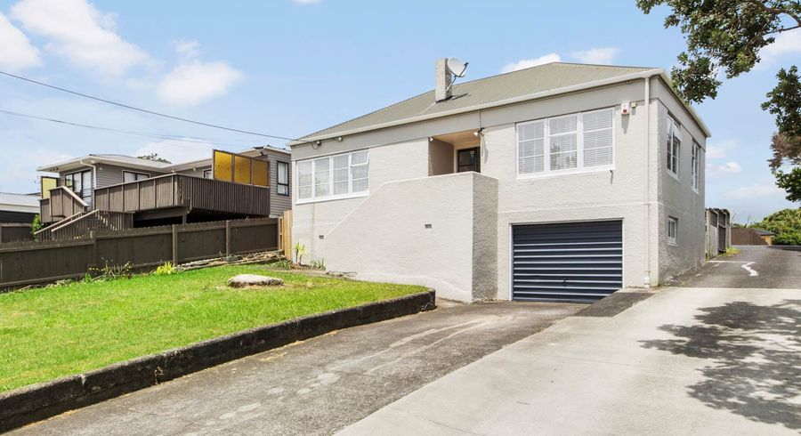  at 97 Awaroa Road, Sunnyvale, Auckland
