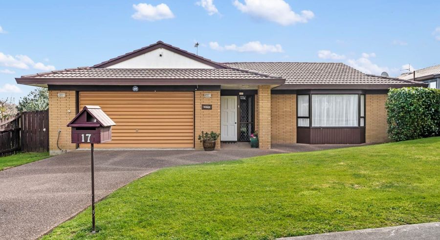  at 17 Parramatta Place, Botany Downs, Manukau City, Auckland