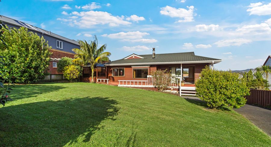 at 32 Palomino Drive, Henderson, Auckland