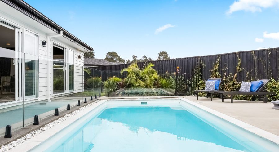  at 7 Somerset Place, Stanmore Bay, Rodney, Auckland
