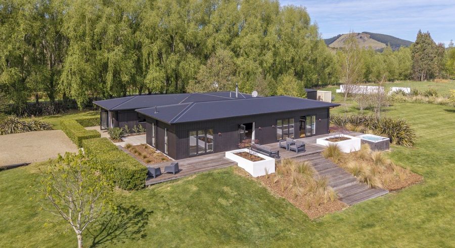  at 106 Holmes Road, Christchurch