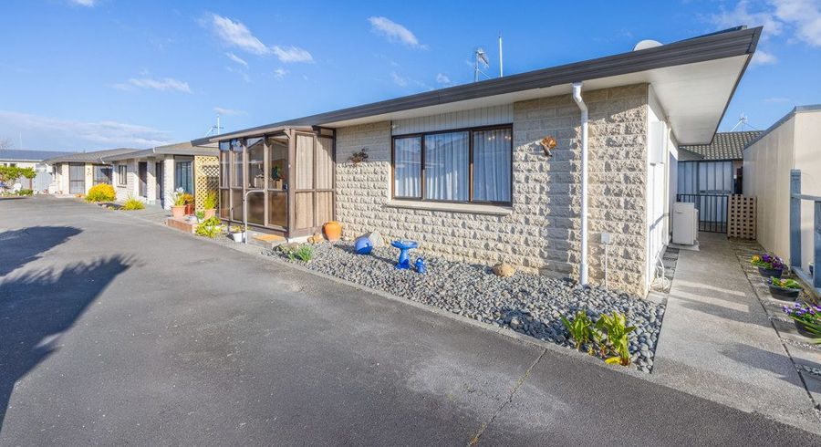  at 2/6 King Street, Taradale, Napier, Hawke's Bay