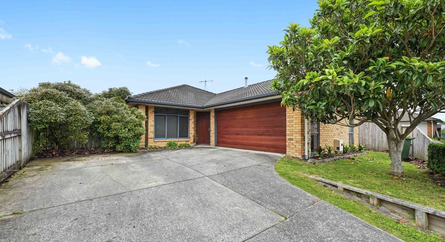  at 18 Salisbury Place, Hamilton East, Hamilton