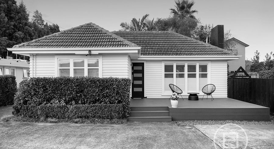  at 1/17 Hillcrest Avenue, Hillcrest, Auckland