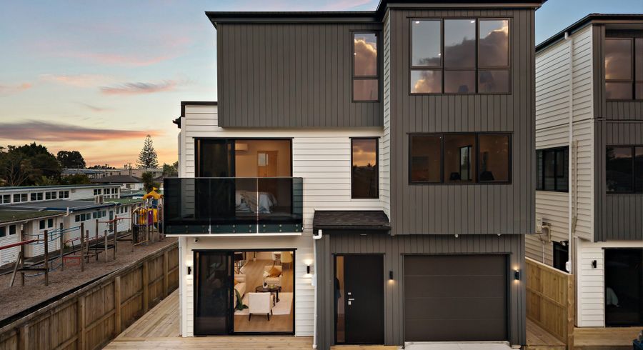  at 3/65 Te Kanawa Crescent, Henderson, Waitakere City, Auckland