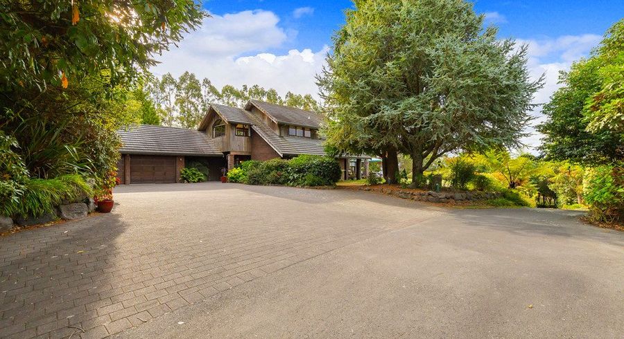  at 136 Highland Drive, Acacia Bay, Taupo, Waikato