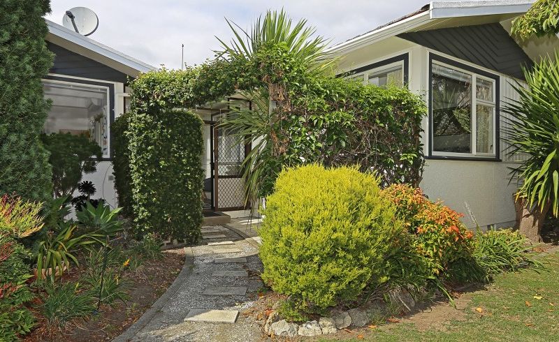  at 2 Holyrood Street, Taradale, Napier