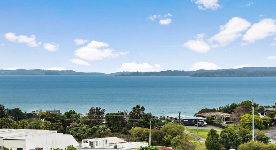  at 21 Woodridge Drive, Stanmore Bay, Stanmore bay