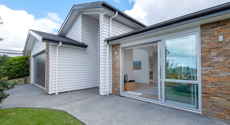  at 20 Seaview Crescent, Hatfields Beach, Orewa