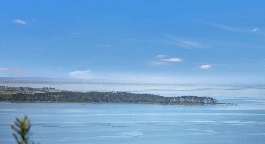  at Hillsborough, Auckland City, Auckland