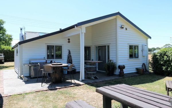  at 3330 State Highway 2, Clareville, Carterton