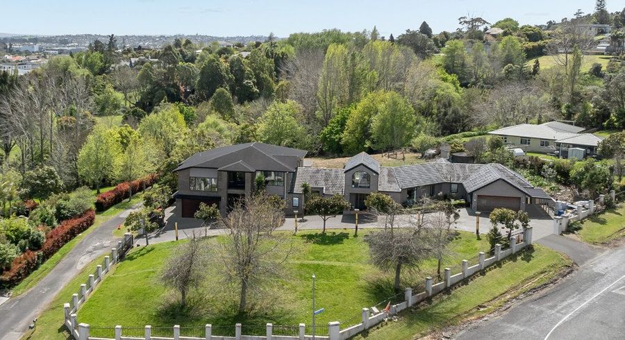  at 76 Browns Lane, Flat Bush, Manukau City, Auckland