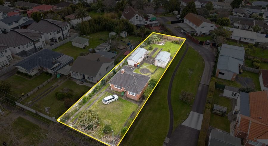  at 51 Seabrook Avenue, New Lynn, Waitakere City, Auckland