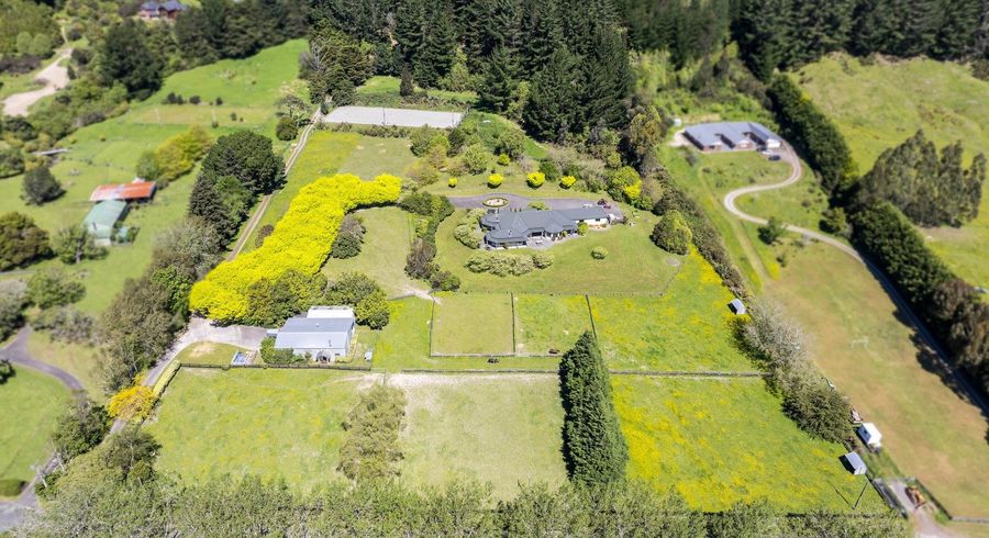  at 118 Colletts Road, Mangaroa, Upper Hutt, Wellington