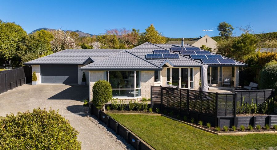  at 8 Whitby Close, Waikawa, Picton