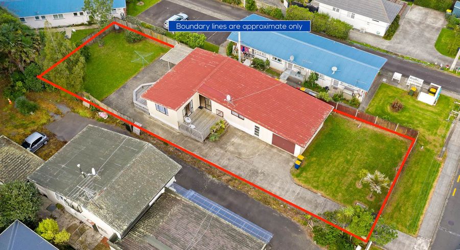  at 21 Hillcrest Avenue, Hillcrest, Auckland