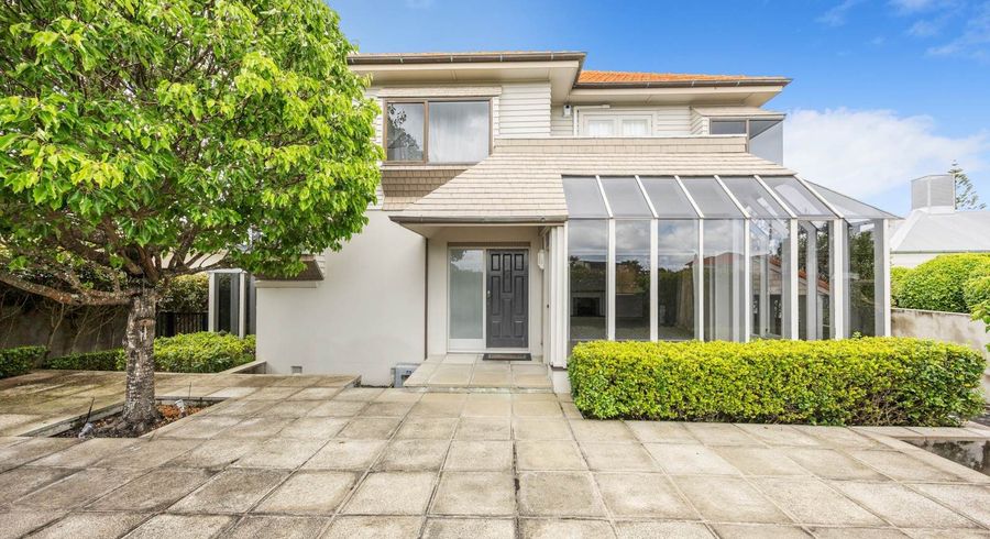  at 4 Fenton Circus, Orakei, Auckland City, Auckland