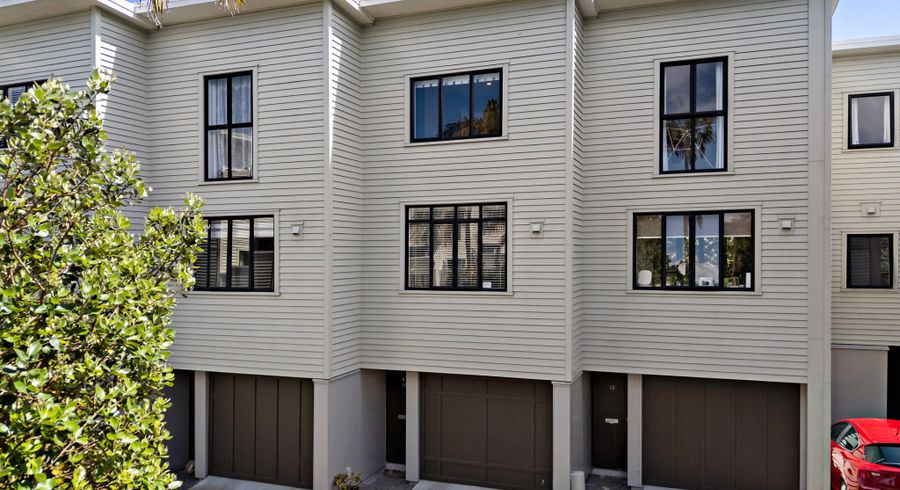  at 16/17 Lyon Avenue, Mount Albert, Auckland City, Auckland