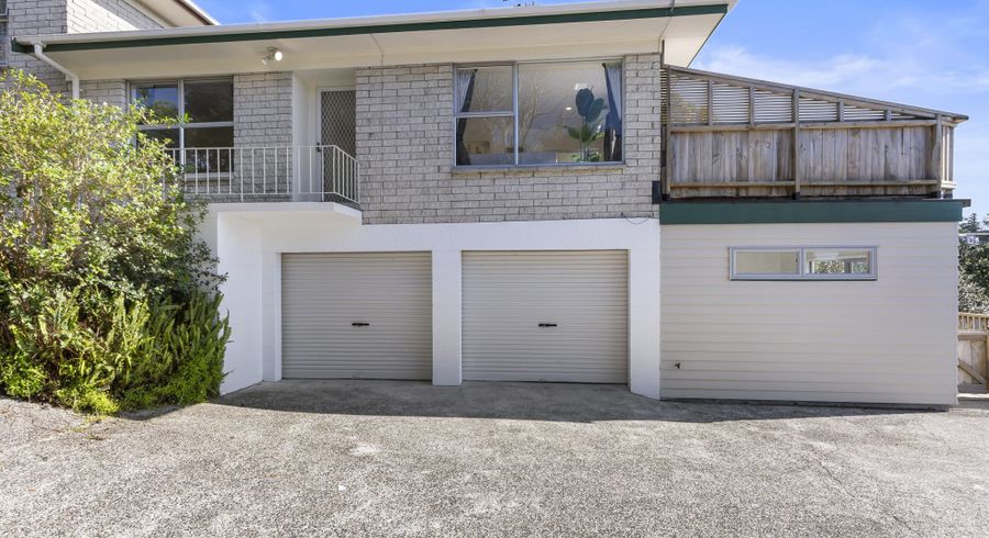  at 2/8 Havana Place, Glenfield, North Shore City, Auckland