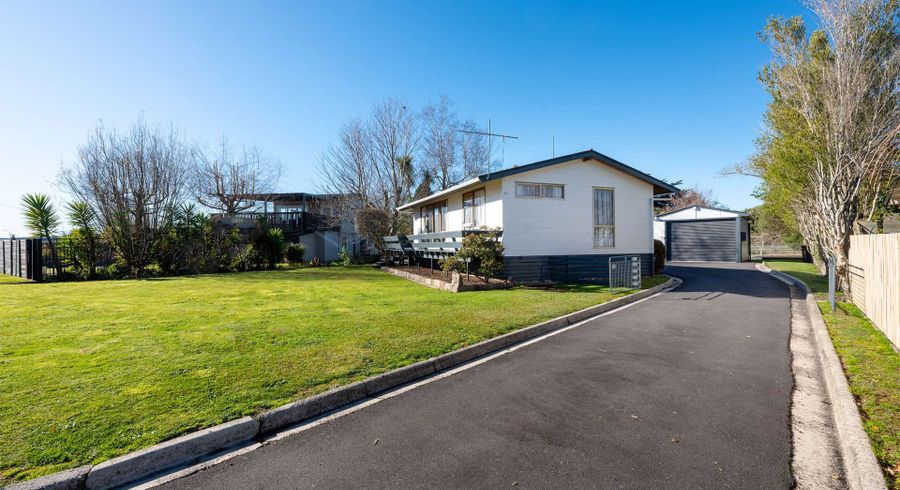  at 2 Cooper Avenue, Holdens Bay, Rotorua