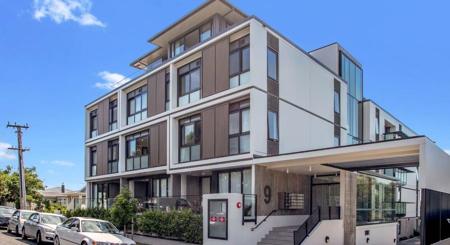  at 102/9 Walmer Road, Point Chevalier, Auckland City, Auckland