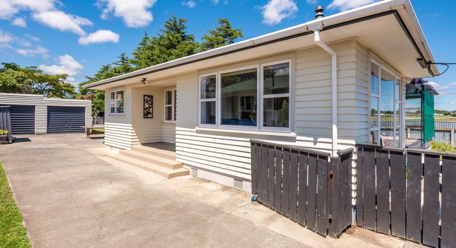  at 2 Bowen Street, Levin, Levin