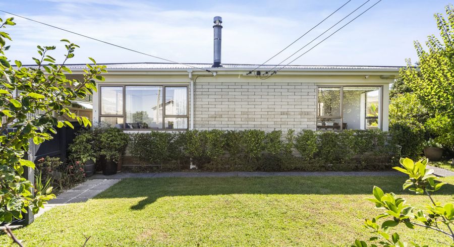  at 1/37 Fir Street, Waterview, Auckland