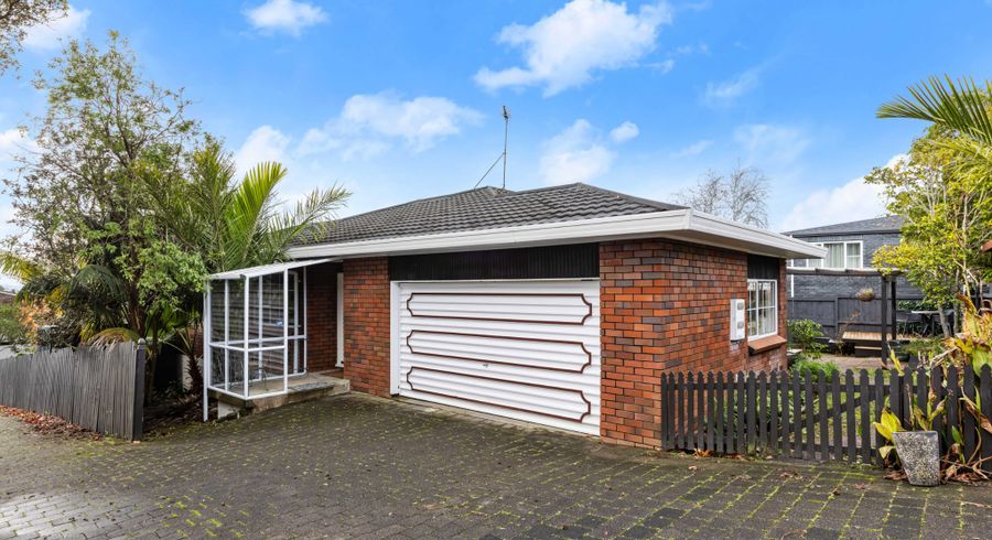  at 1/19 Danbury Drive, Torbay, North Shore City, Auckland