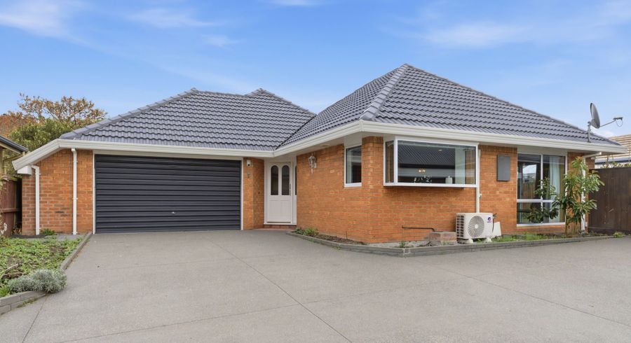  at 7 Broadfell Avenue, Avonhead, Christchurch City, Canterbury