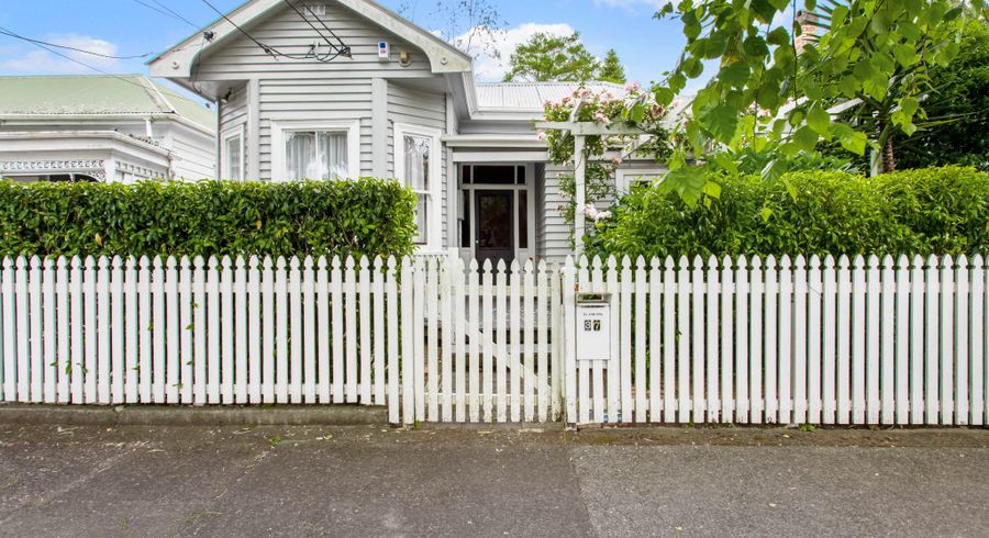  at 37 Wynyard Road, Mount Eden, Auckland