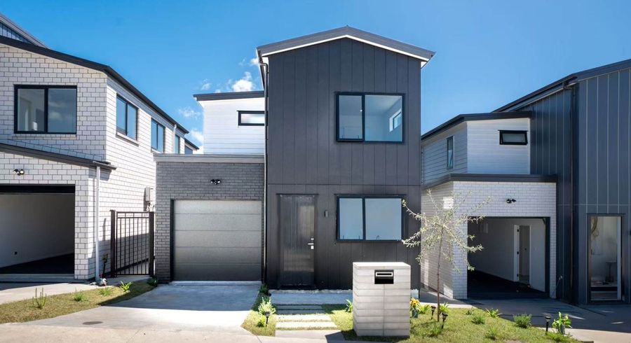  at 22 Mita Road, Silverdale, Rodney, Auckland