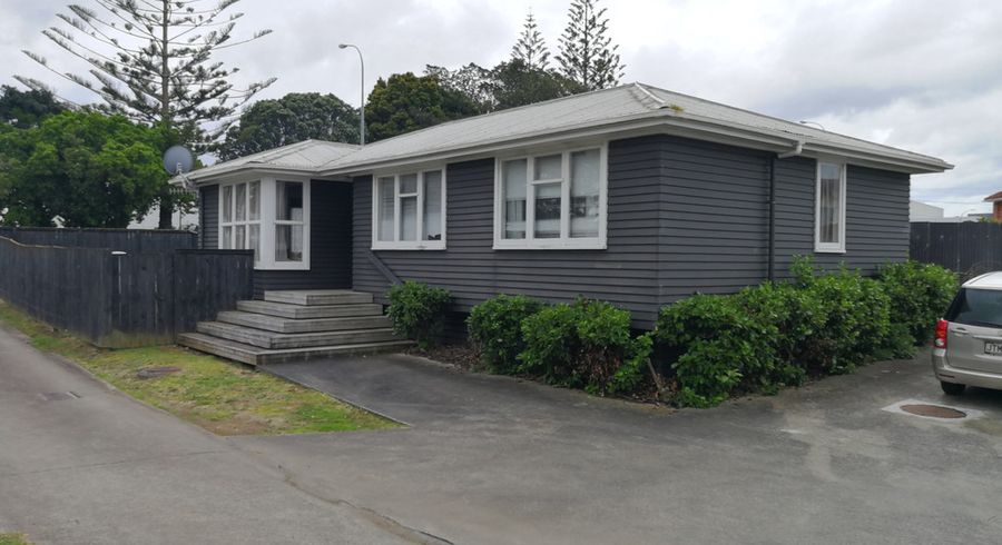  at 105 Favona Road, Favona, Auckland