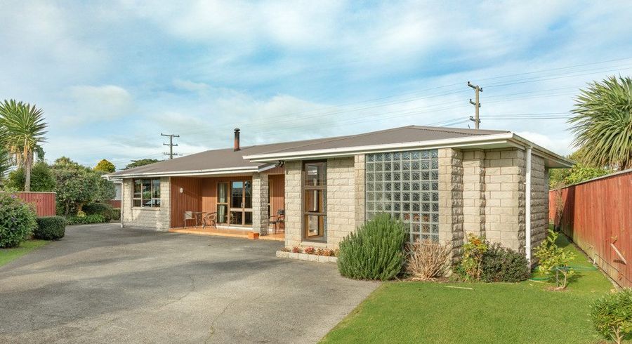  at 4 Martin Place, Carters Beach, Westport