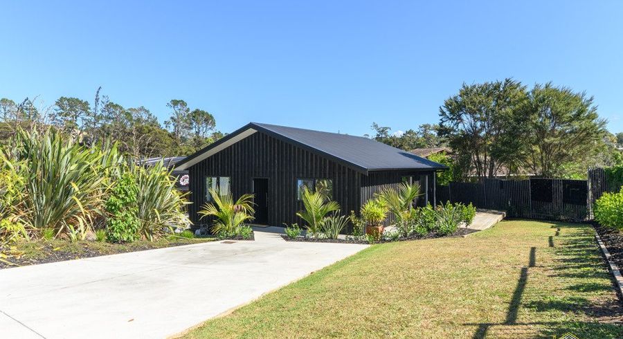  at 11C Konini Road, Titirangi, Waitakere City, Auckland