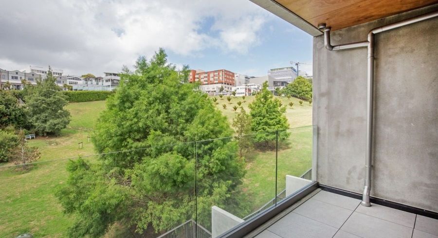  at 2E/22 Fleet Street, Eden Terrace, Auckland City, Auckland