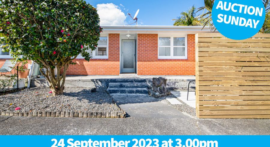  at 4/10 Sutherland Road, Mount Albert, Auckland