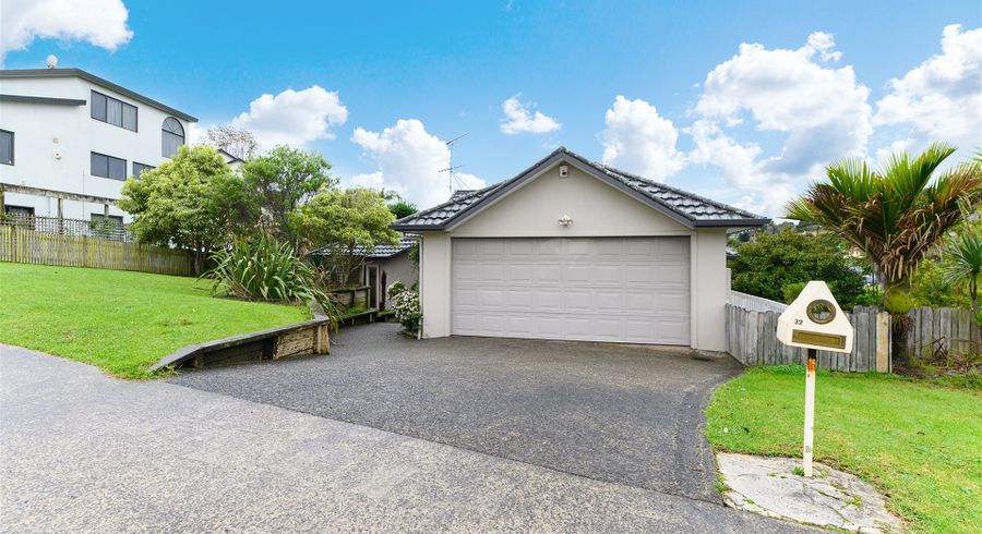  at 32 Caversham Drive, Torbay, Auckland