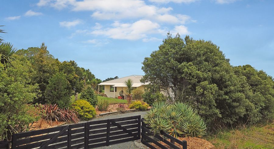 at 375 Pah Hill Road, Wharehine, Wellsford