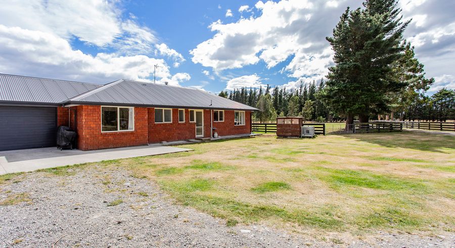  at 737 Depot Road, Burnt Hill, Oxford