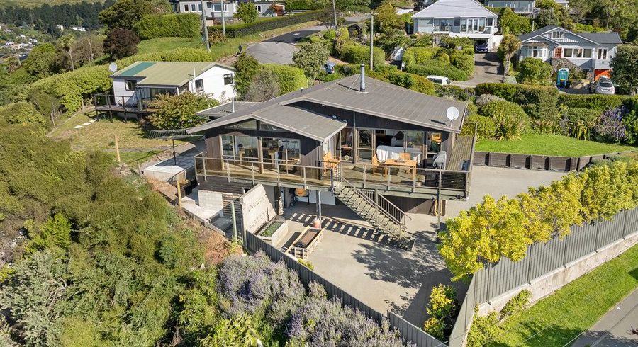  at 4 View Terrace, Huntsbury, Christchurch