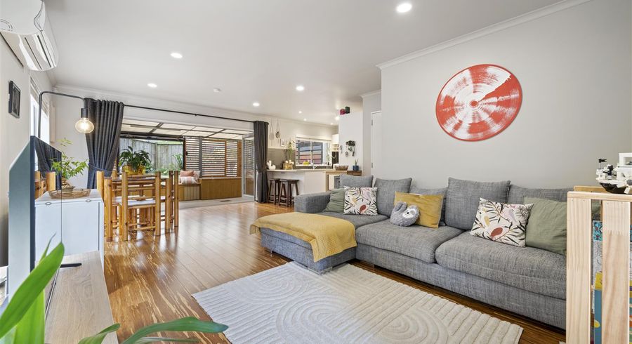  at 7/46 Packspur Drive, Flat Bush, Auckland