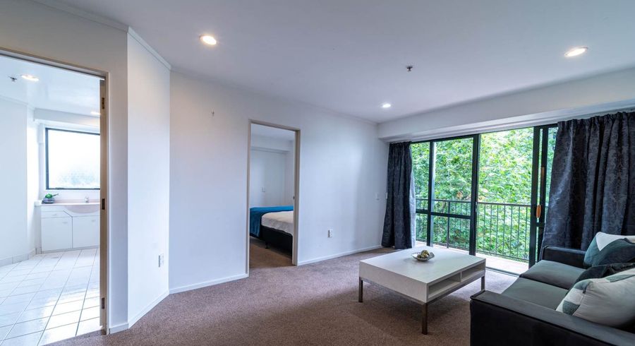  at 2A/6 Whitaker Place, Grafton, Auckland City, Auckland