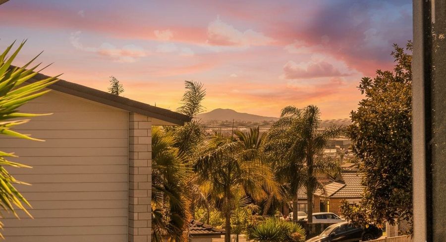  at 41E Redoubt Road, Goodwood Heights, Manukau City, Auckland