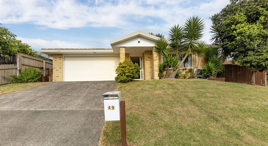  at 49 Castlefinn Drive, Weymouth, Auckland