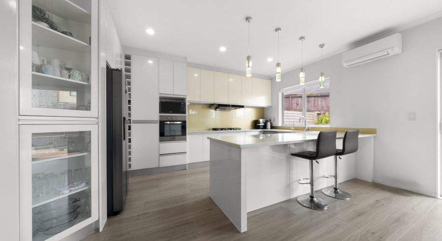  at 51 Mt Lebanon Crescent, The Gardens, Manukau City, Auckland