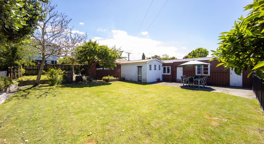  at 4 Holly Street, Avondale, Auckland City, Auckland