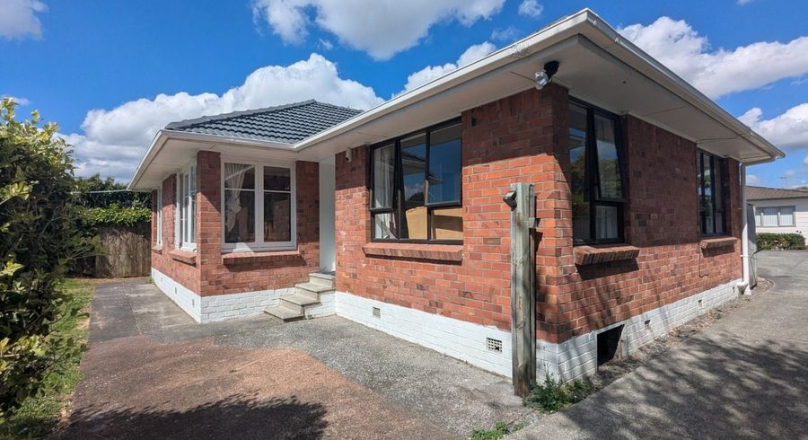  at 30 Kervil Avenue, Te Atatu Peninsula, Auckland
