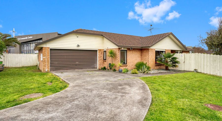  at 213 Burswood Drive, Burswood, Auckland