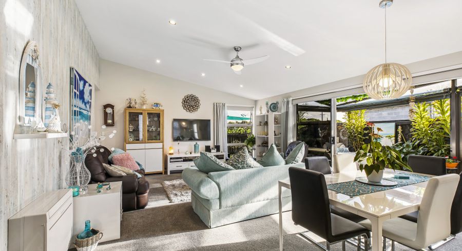  at 4 Westhill Lane, Papamoa Beach, Papamoa