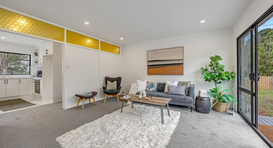  at 2/81 Stredwick Drive, Torbay, North Shore City, Auckland